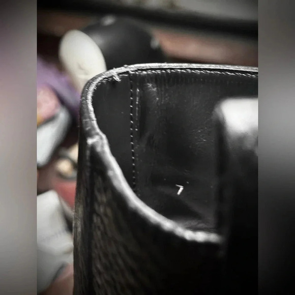 Everlane — The Boss Boot - Picture 6 of 8